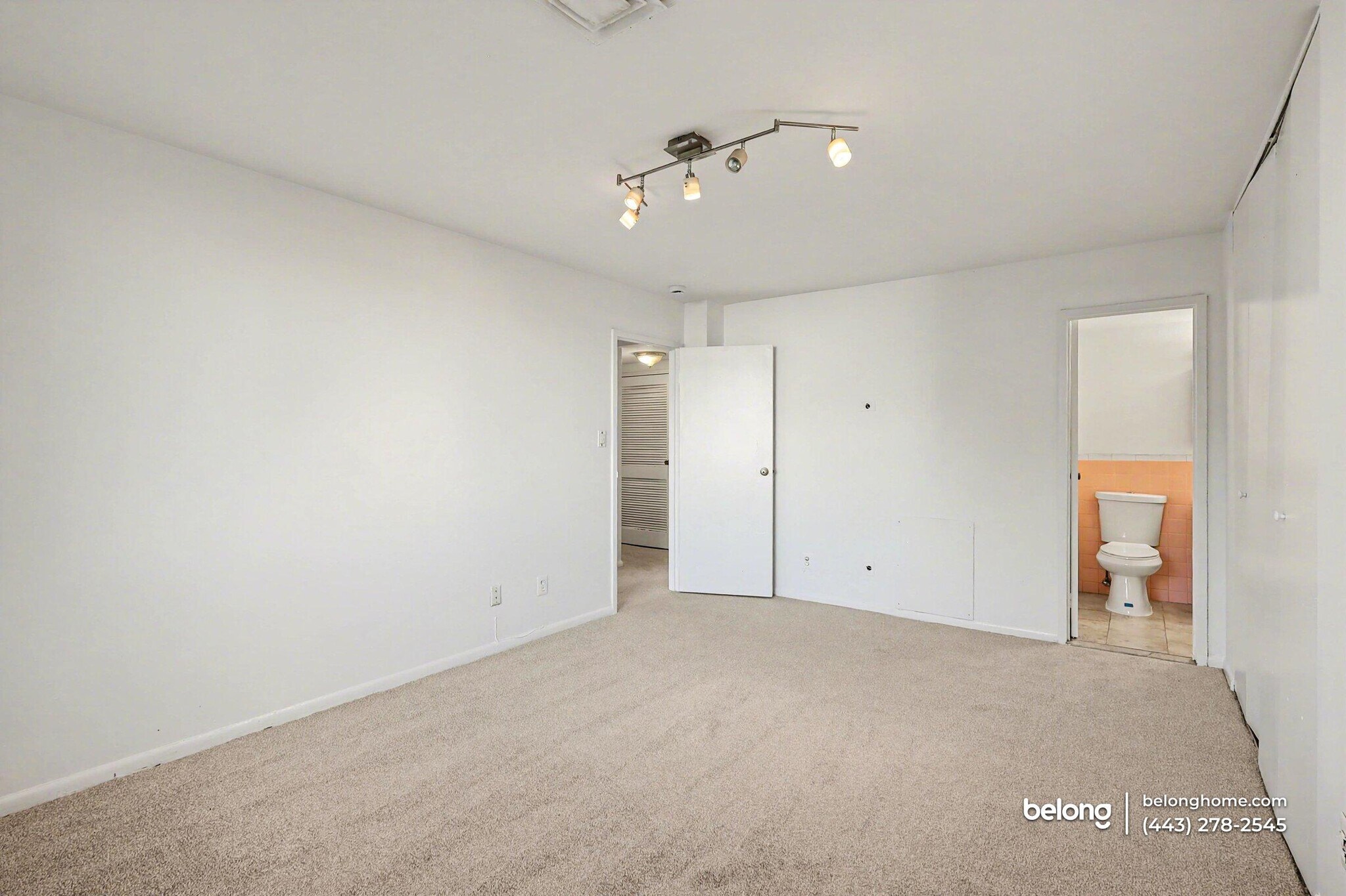 Building Photo - 3450 Toledo Ter