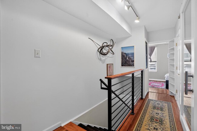 Building Photo - 2014 McClellan St