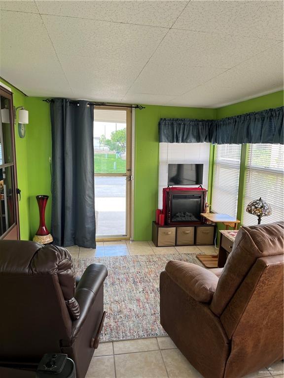 Building Photo - 15 La Quinta Dr