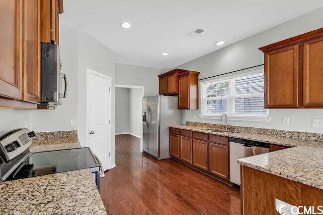 Building Photo - 4462 Marshwood Dr