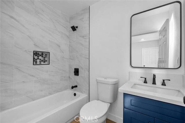 Building Photo - 3221 Lanfranco St