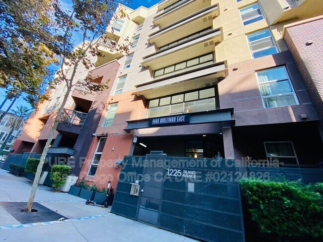 Primary Photo - 1225 Island Ave