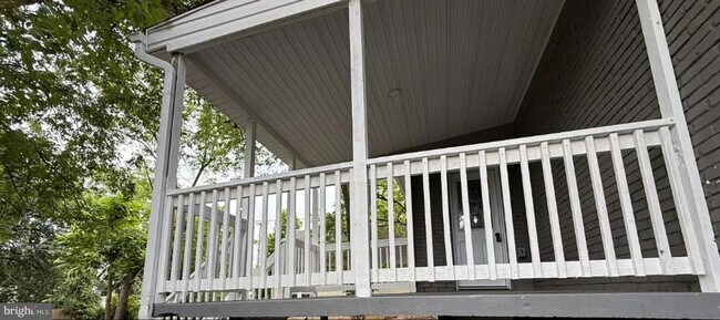 Building Photo - 2919 Woodland Ave