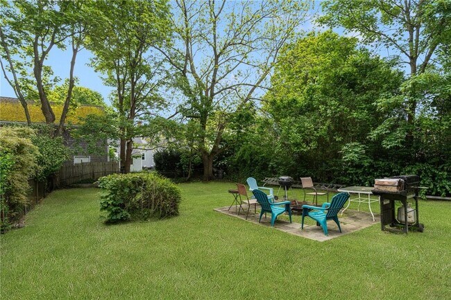 Building Photo - 53 Warner St