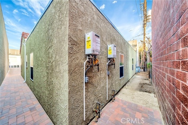 Building Photo - 1742 Flower St