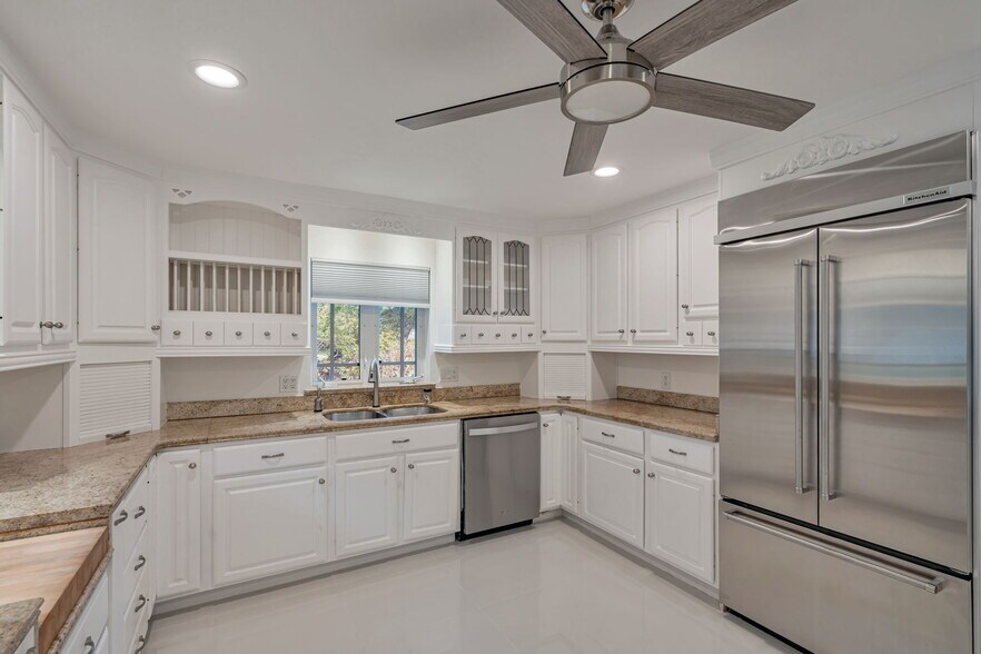 Building Photo - 6235 4th St