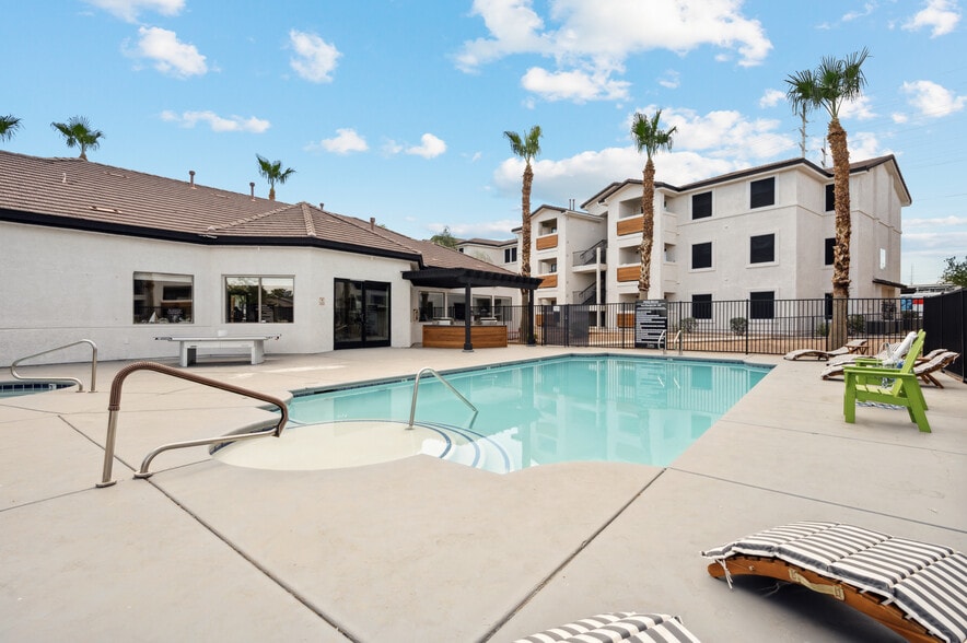 Tides at Whitney Ranch 5145 Rawhide St Las Vegas NV 89122 Apartment