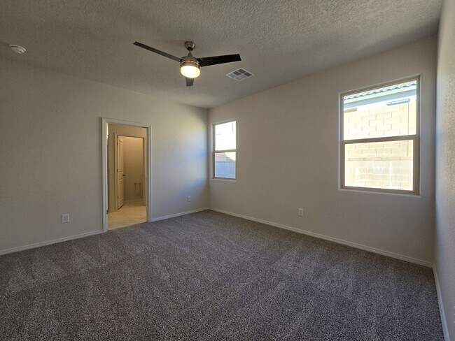 Building Photo - 3941 Soledad