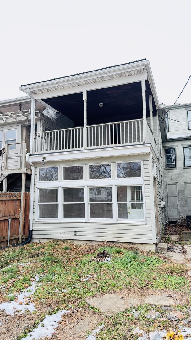 Building Photo - Charming & Spacious Historic 5-Bedroom Home for Rent in Carlisle, PA