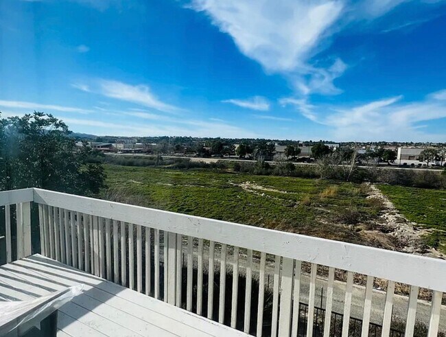 Building Photo - 32358 Gardenvail Dr