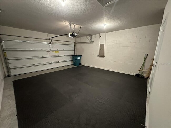 Building Photo - 17737 Turning Leaf Cir