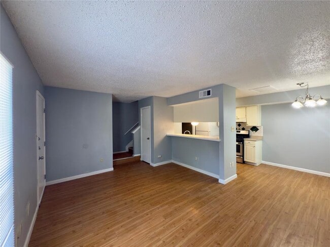 Building Photo - 1312 Southport Dr