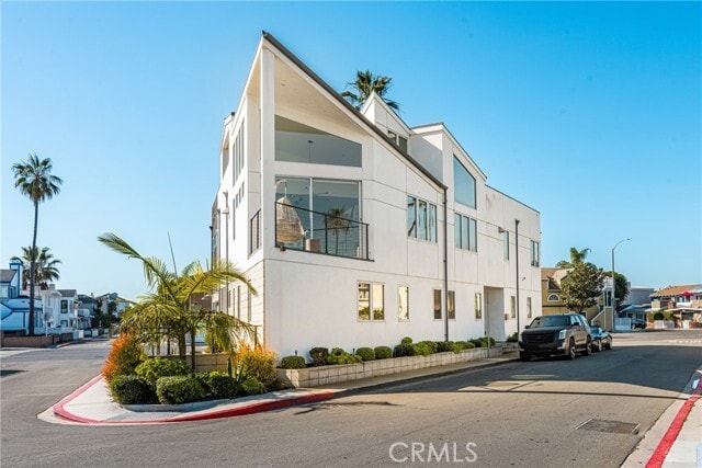 Building Photo - 4405 Channel Pl
