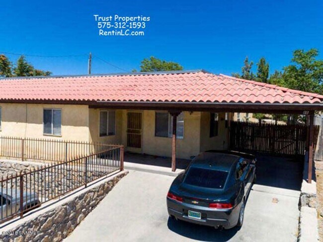 Building Photo - 1345 Branson Ave