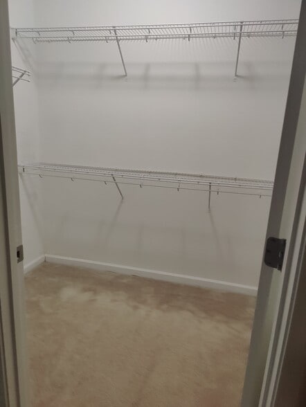 WasherDryerConnection - 5254 Cottage Ln