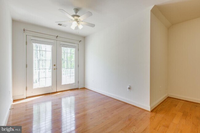 Building Photo - 11746 MD-108