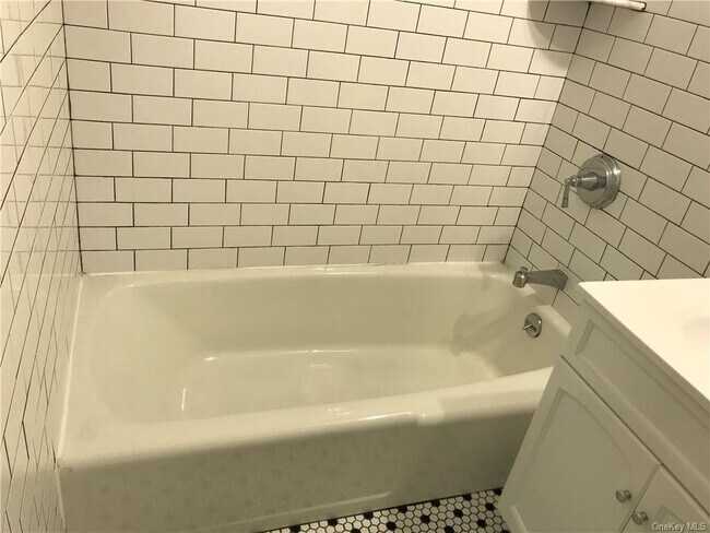 Building Photo - 2261 Palmer Ave