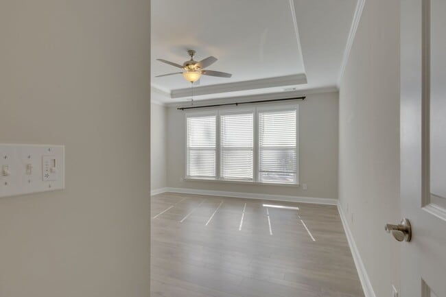 Building Photo - Spacious 3 Bed 2 Bath -The Landings At New Riverside