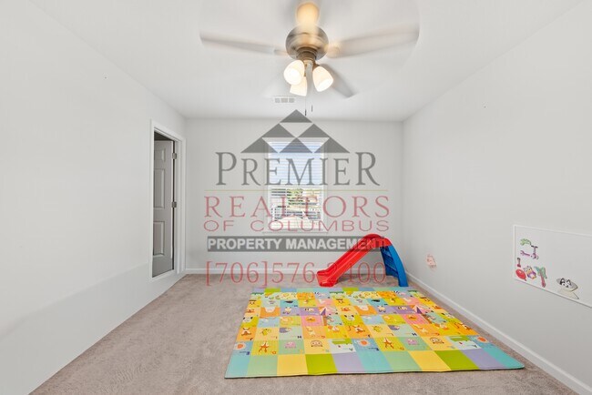 Building Photo - 7125 Double Pine Ct