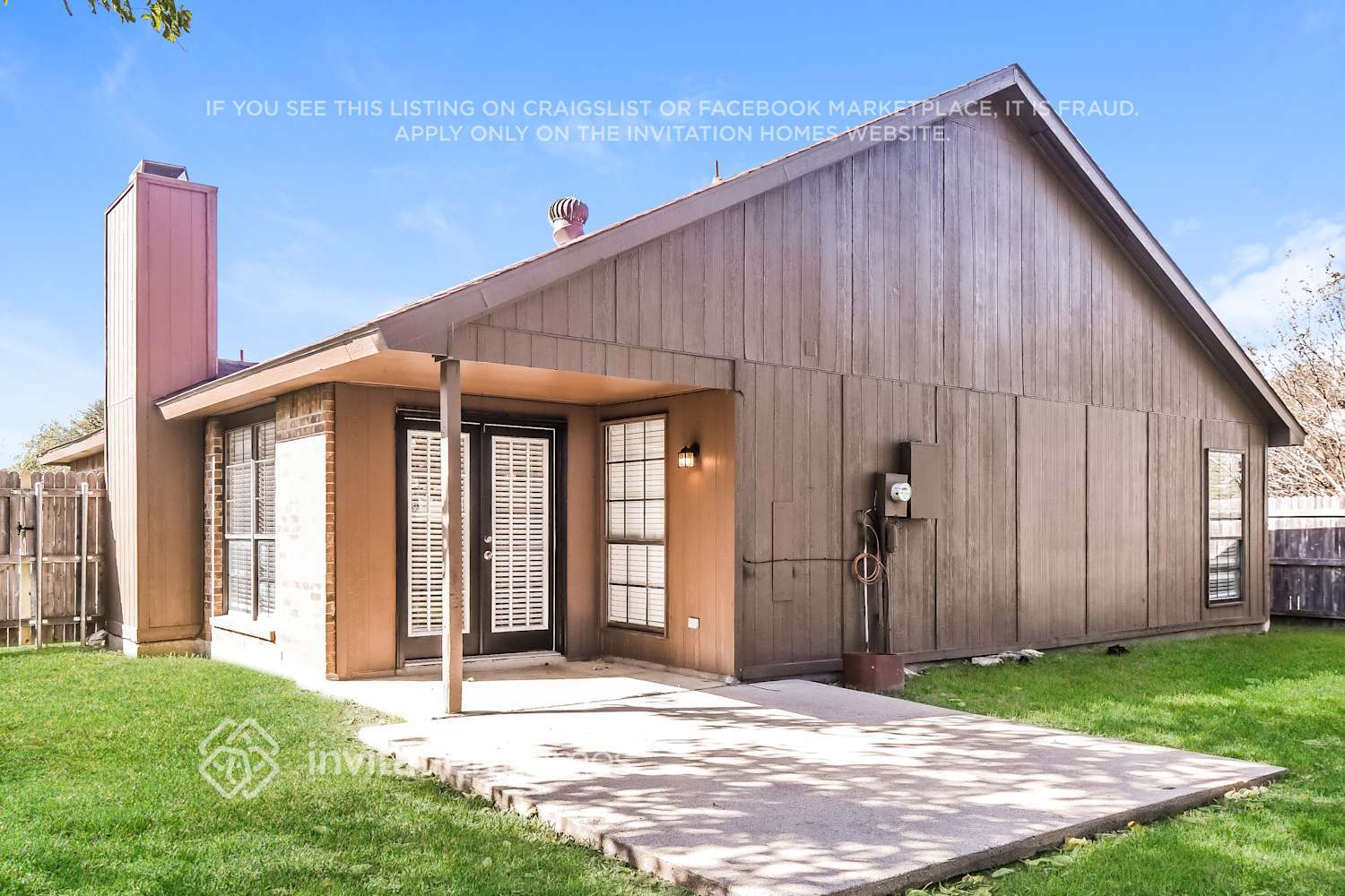 Building Photo - 4245 Periwinkle Dr