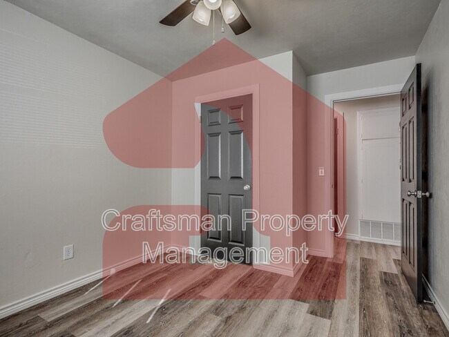 Building Photo - 231 NW 81st St