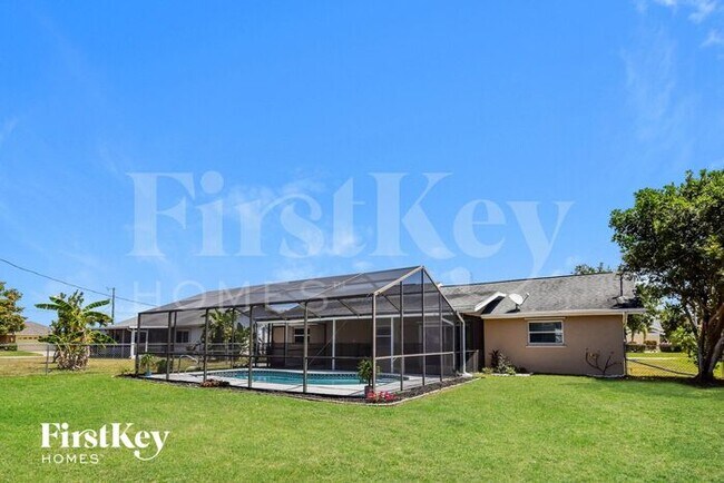 Building Photo - 406 SE 10th Ave