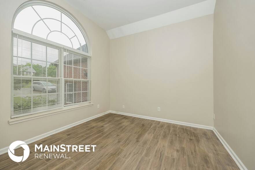 Building Photo - 548 Windy Rd