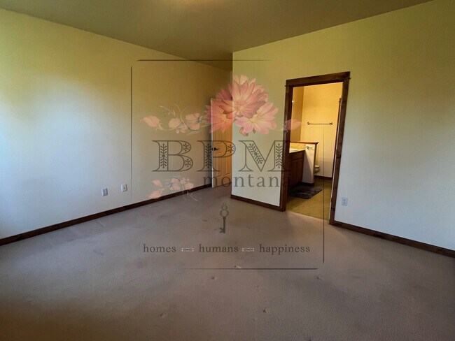 Building Photo - 2334 W Beall St