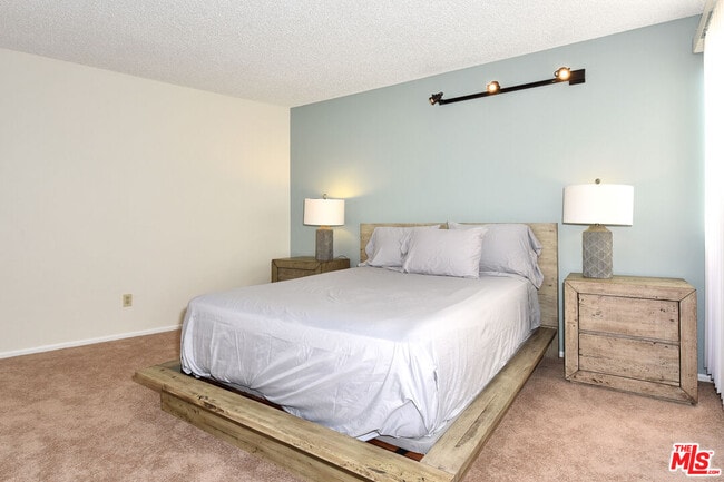 Building Photo - 3600 Bagley Ave