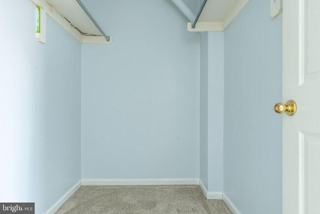 Building Photo - 307 Thyme Ln