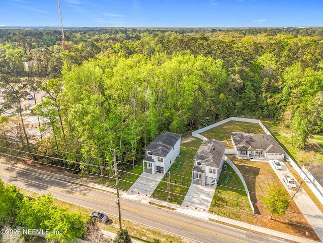 Building Photo - 8912 Hogan Rd