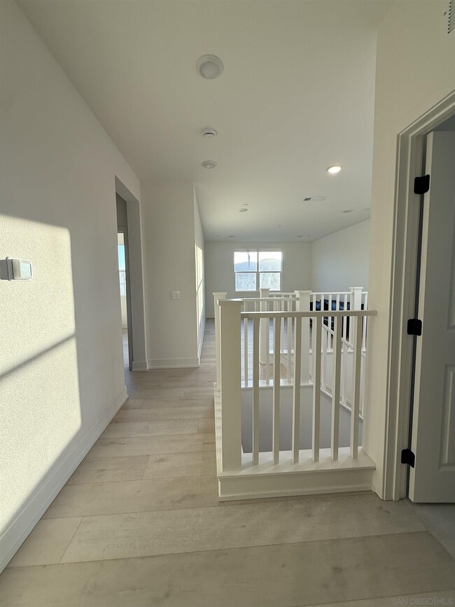 Building Photo - 35335 Ponderosa Pl