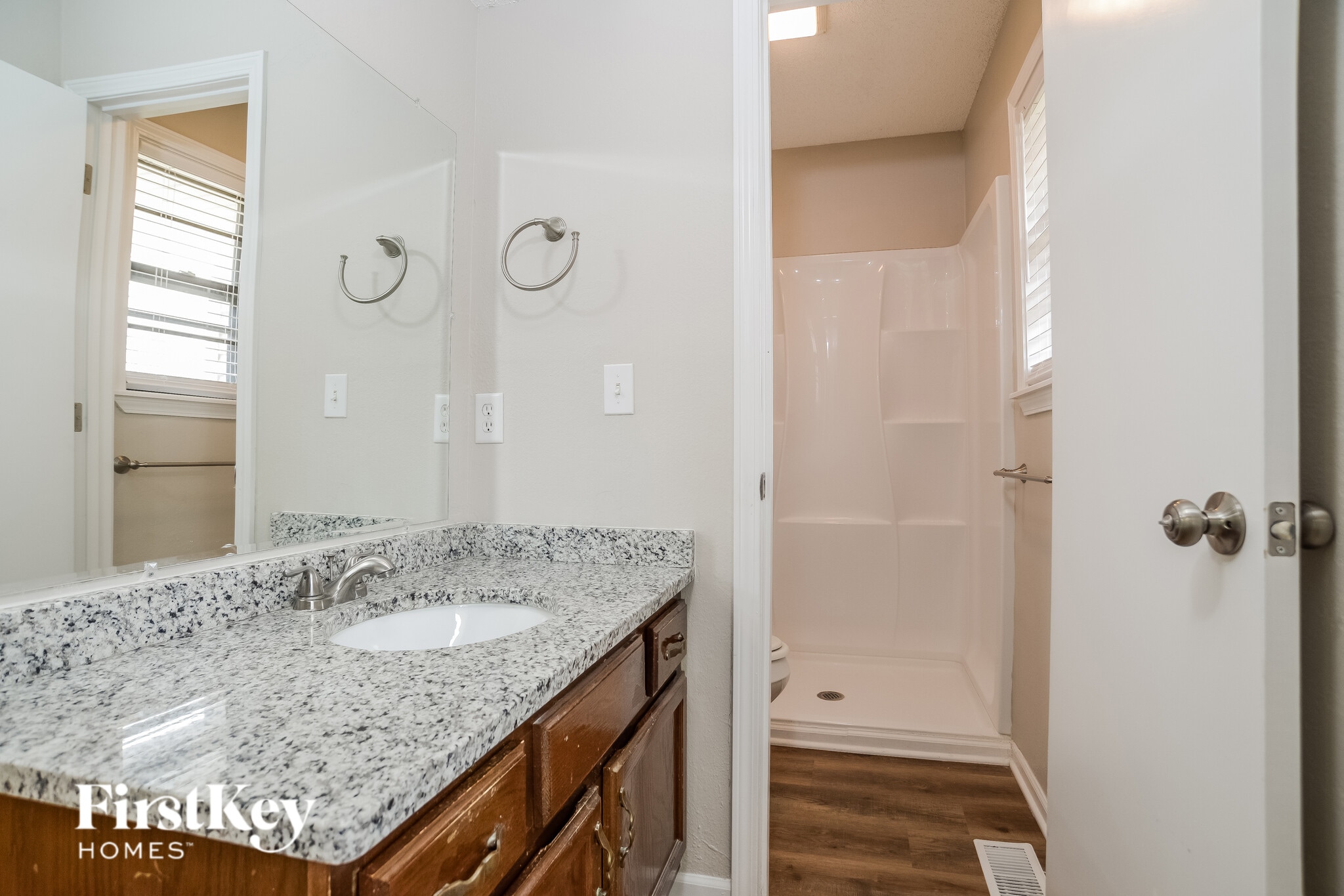 Building Photo - 15133 S Navaho Dr