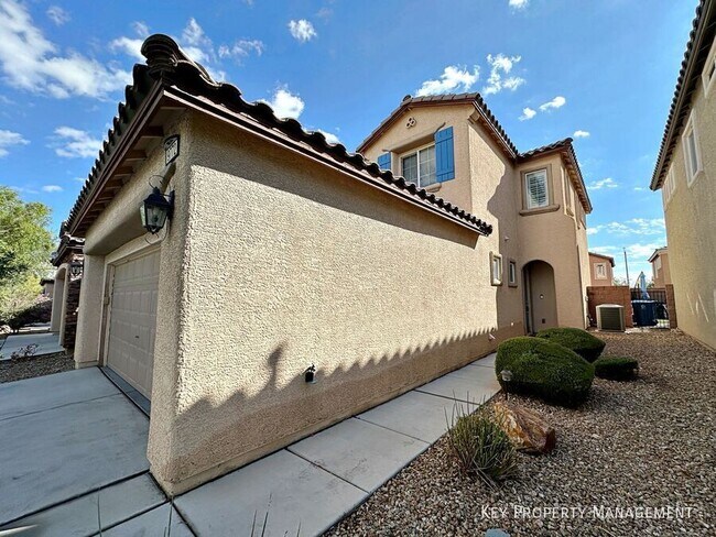 Building Photo - 9772 Bedstraw St