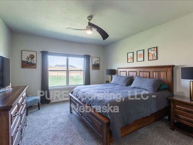 Building Photo - 6420 Kyla Dr