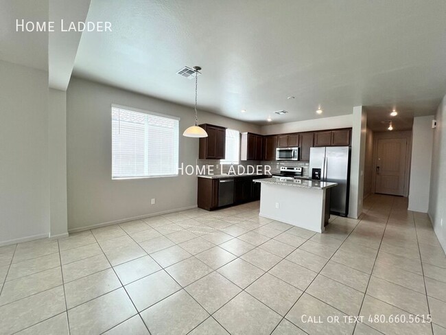 Building Photo - 17823 W Via De Luna Dr