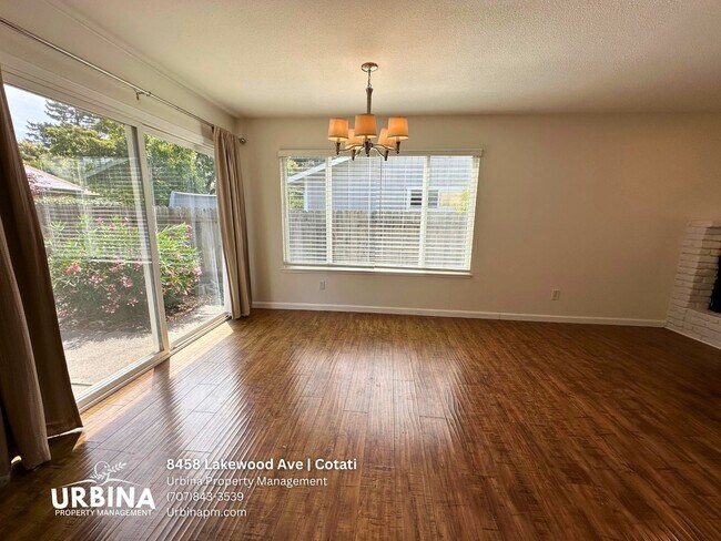 Building Photo - Spacious 4 Bedroom Home in Cotati Near SMART Train - Cosigners Welcome!