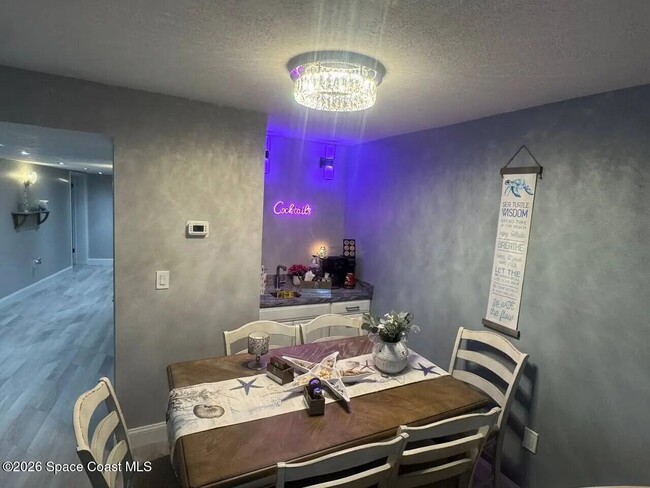 Building Photo - 4850 Ocean Beach Blvd