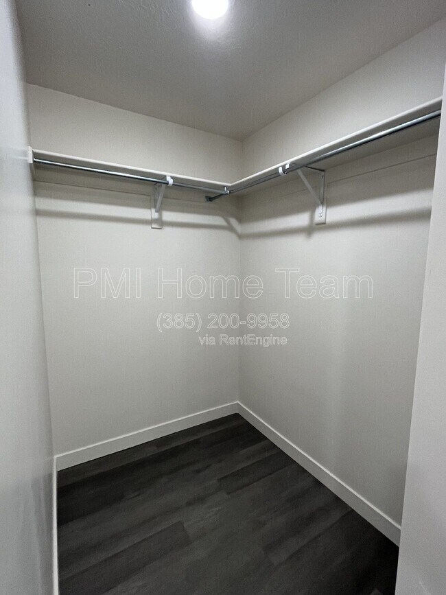 Building Photo - 155 9th St