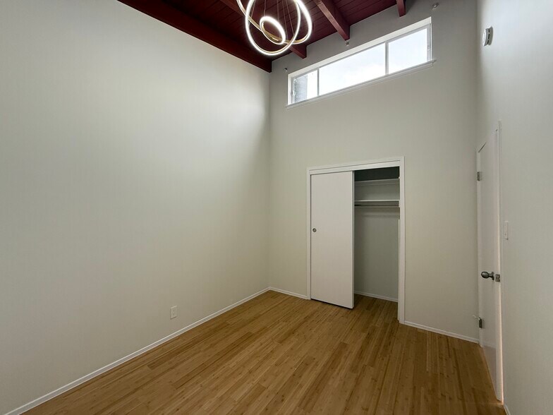 Building Photo - 128 Parker Ave