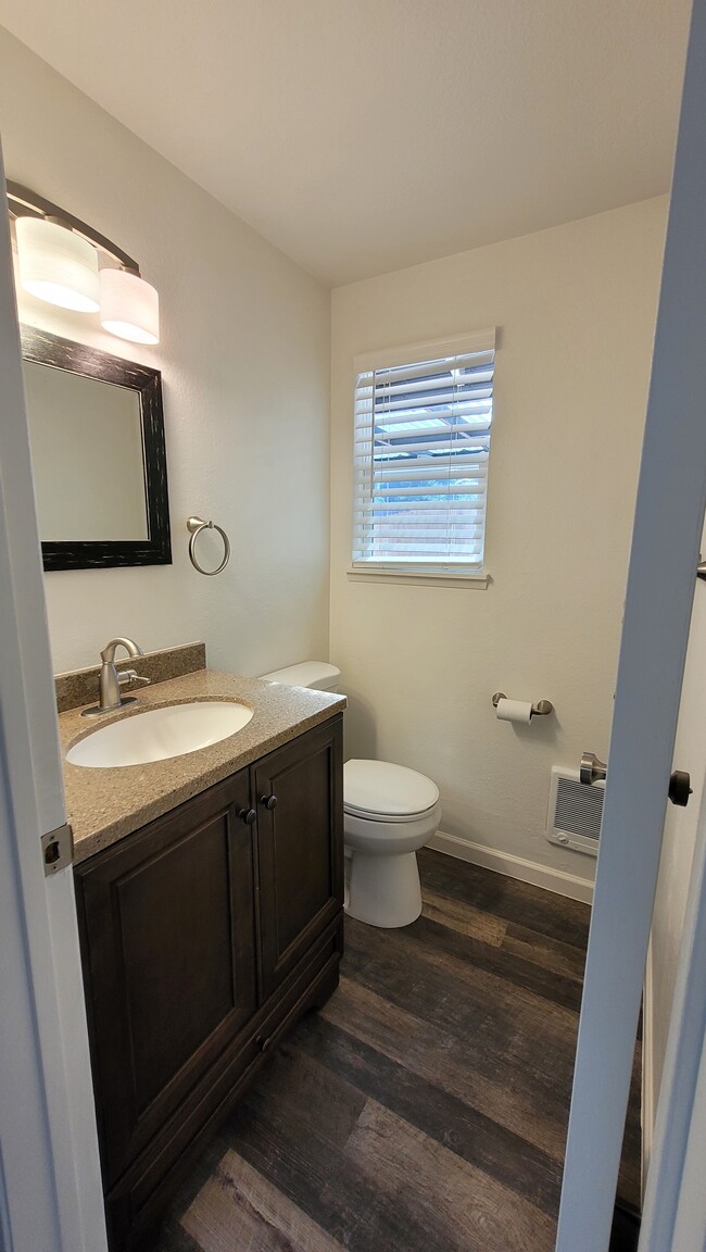 Half Bath - 1311 Glen Mary Dr SE