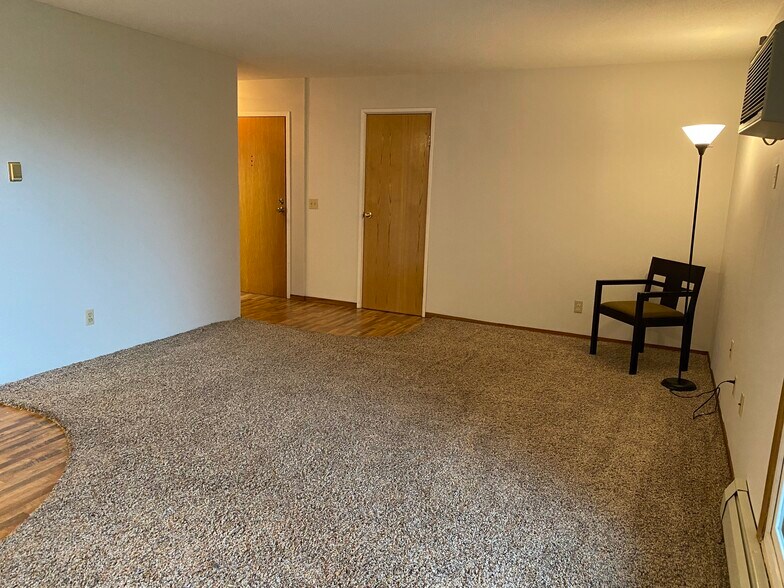 Building Photo - 12852 Nicollet Ave