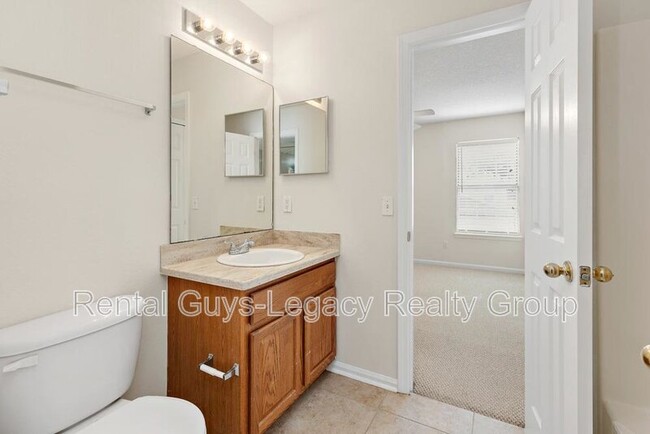 Building Photo - 300 Southern Branch Ln