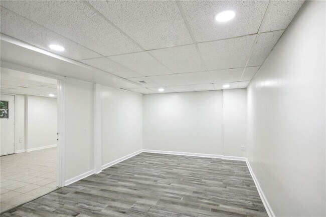 Building Photo - 3530 Miller Farms Ln