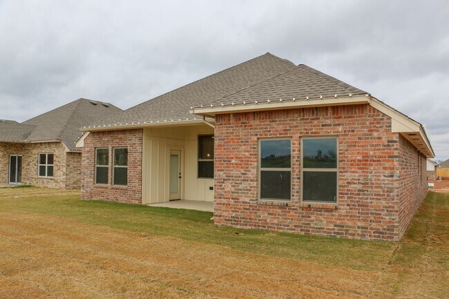 Building Photo - Brand New Home in Shawnee!