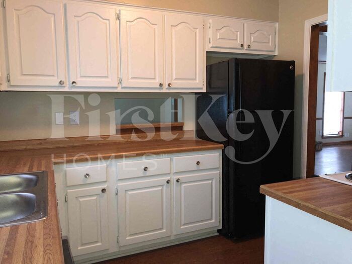 Building Photo - 3758 Rippling Creek Ln