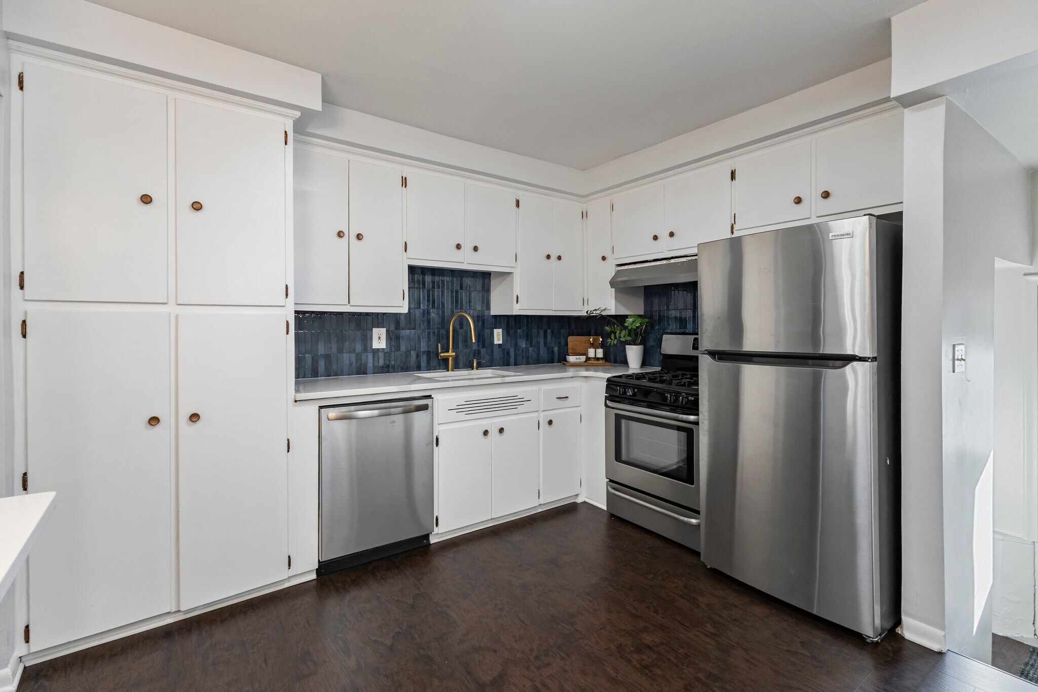 Building Photo - 1354 Maryland St