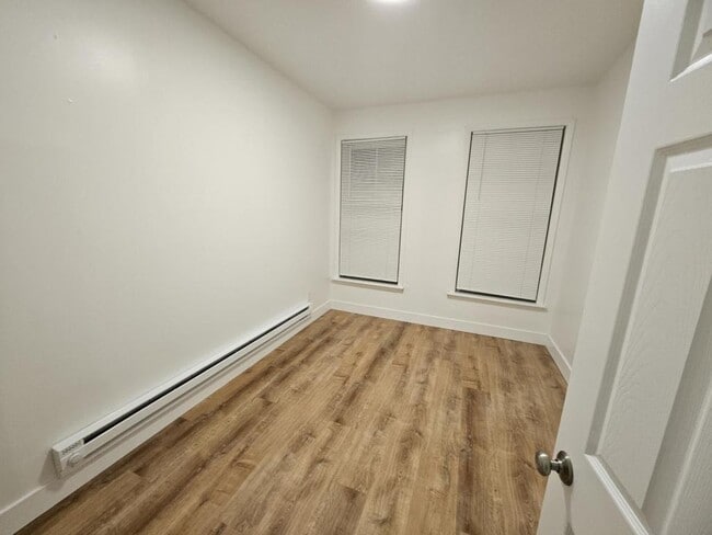 Building Photo - 75 5th Ave