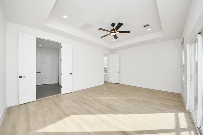 Building Photo - 3508 Omega St