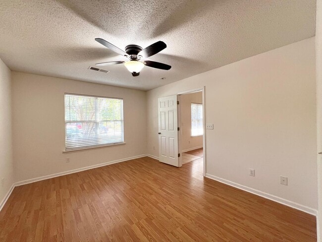 Building Photo - 12237 Hood Bend Ct